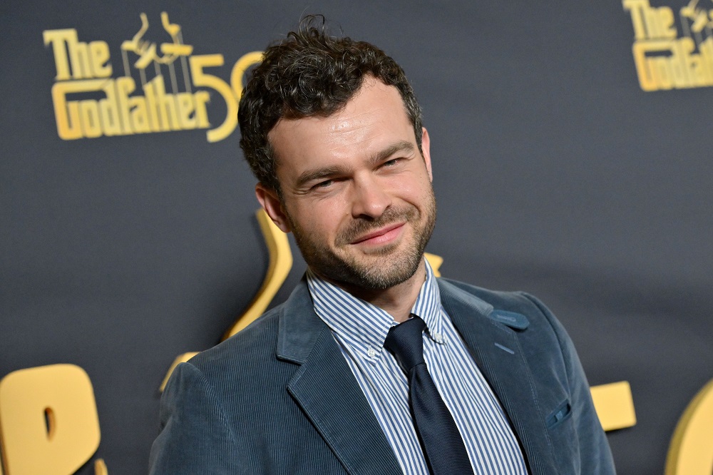 Alden-Ehrenreich-Biography