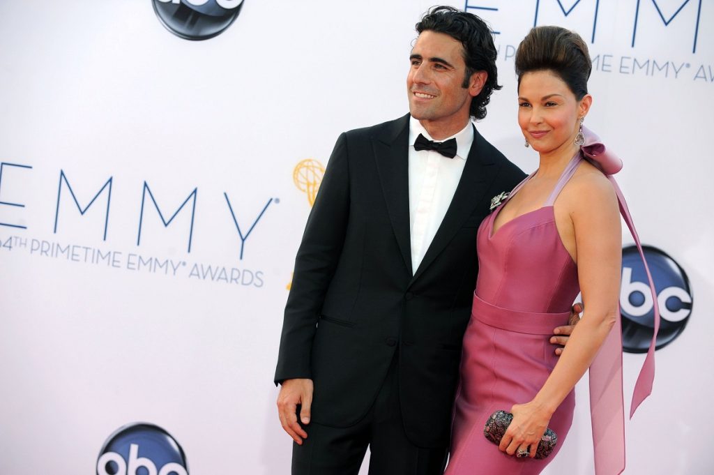 Ashley-Judd-Income