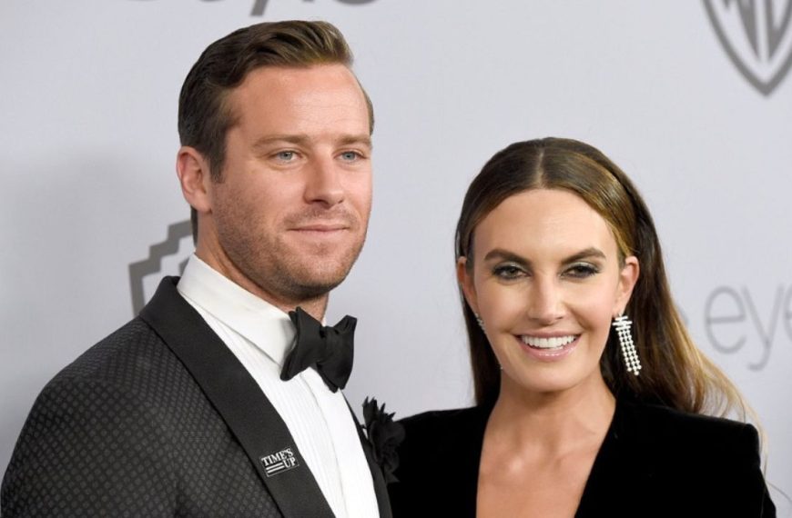 Elizabeth Chambers Net Worth