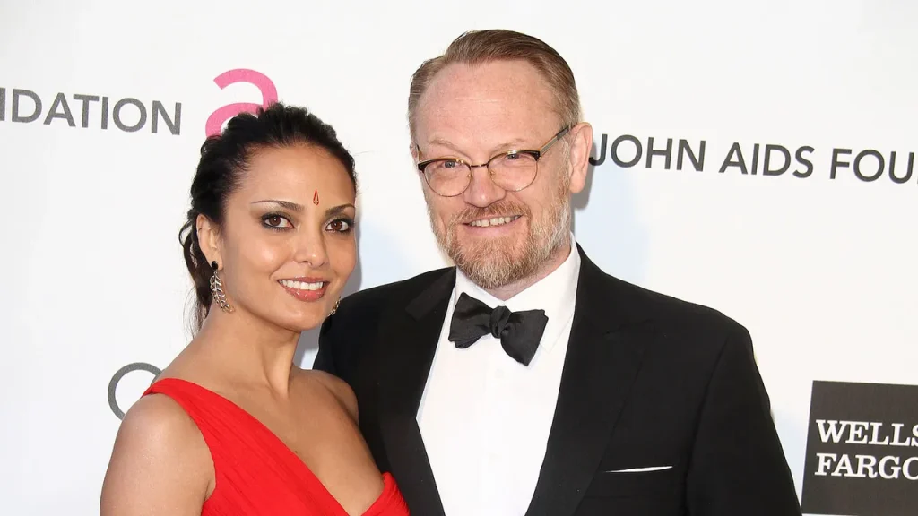 Jared-Harris-Income