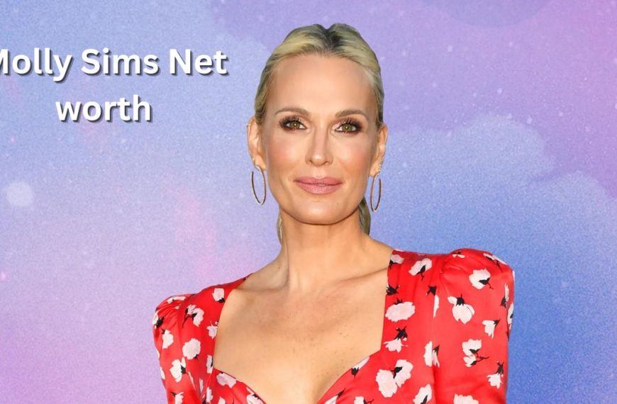 Molly-Sims-Net-worth