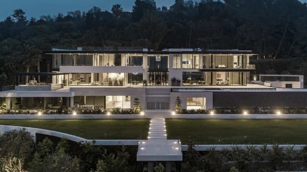 Toto-Wolff-House-in-Switzerland