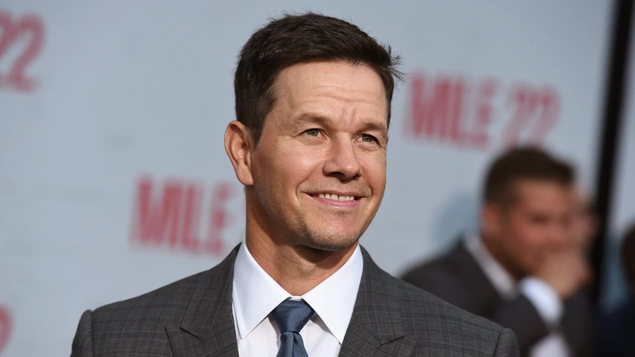 Mark Wahlberg Income
